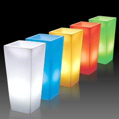 Pot carre lumineux rotomoule
